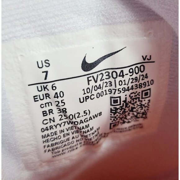 NEW Nike ZoomX Invincible Run 3 Electric Pack Running Shoes FV2304-900 Size 7